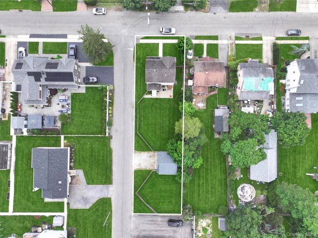 26 Richard Avenue, Islip Terrace, NY 11752