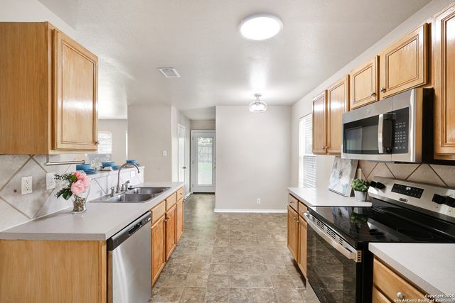 7818 Braun, San Antonio, TX 78250