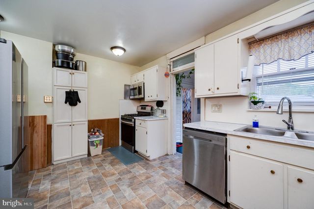 417 BROBST, Shillington, PA 19607