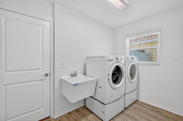 3725 SUGARBERRY LANE, The Villages, FL 32163