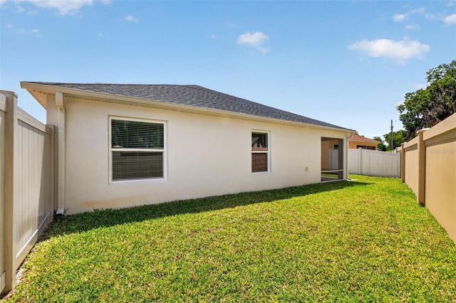 3725 SUGARBERRY LANE, The Villages, FL 32163