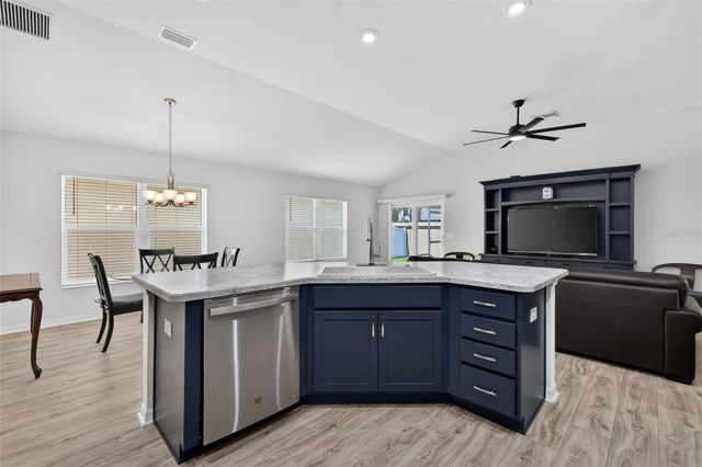 3725 SUGARBERRY LANE, The Villages, FL 32163