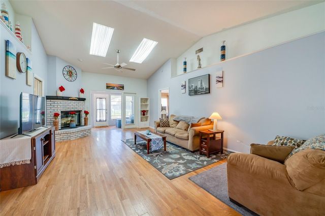 1312 N WEMBLEY CIRCLE, Port Orange, FL 32128