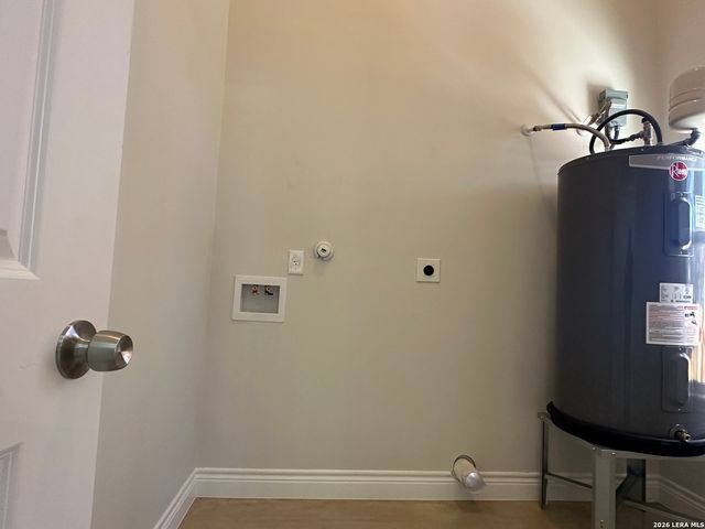 1722 N Center St, San Antonio, TX 78202