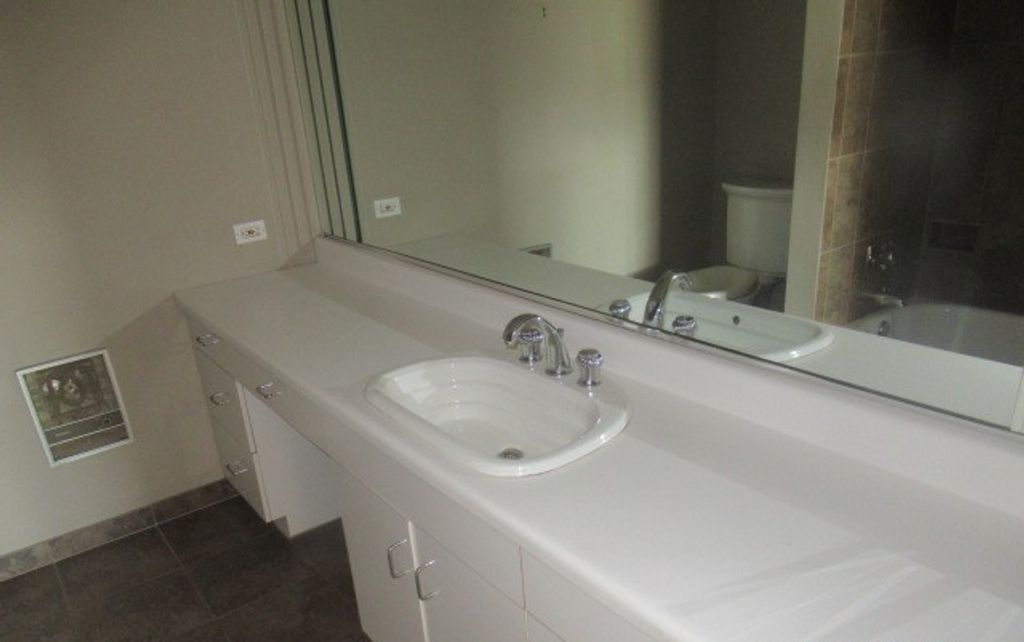 Image 13 of property listing at 701 Forum Square 607, Glenview, IL 60025