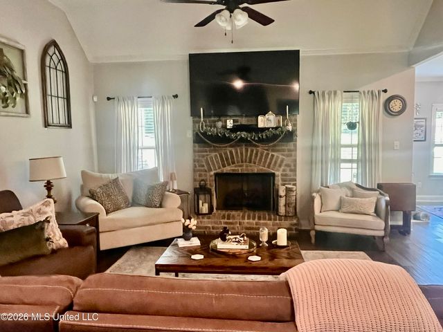 1593 Johnston Road, Hernando, MS 38632