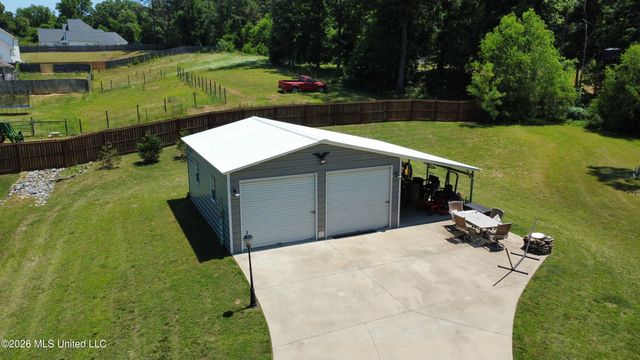 1593 Johnston Road, Hernando, MS 38632