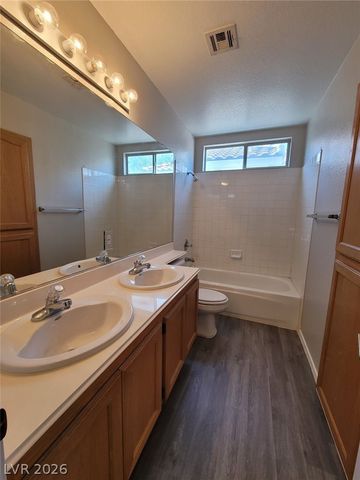 80 Tanglewood Drive, Henderson, NV 89012