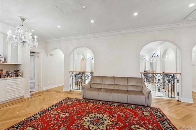 1190 Harbor Road, Hewlett Harbor, NY 11557