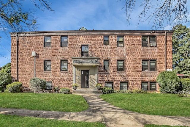 103 Lawson St Street D, Hempstead, NY 11550