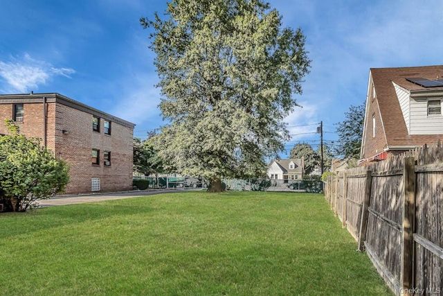 103 Lawson St Street D, Hempstead, NY 11550