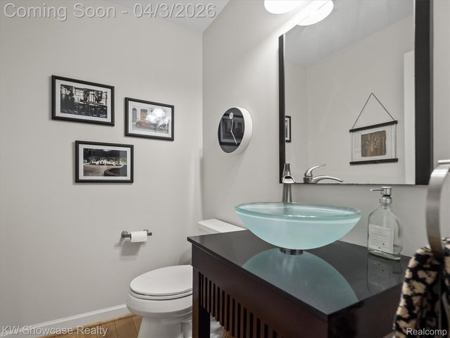 3510 Sutton Lane, Commerce Charter Township, MI 48390