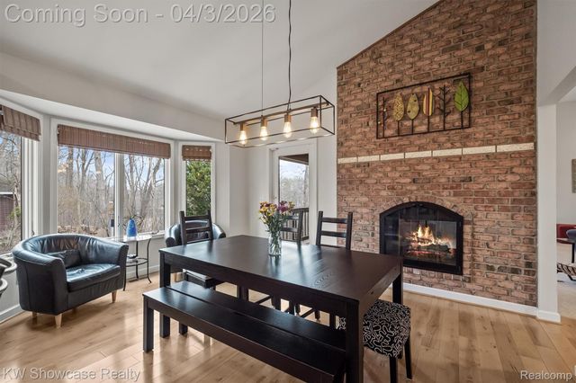 3510 Sutton Lane, Commerce Charter Township, MI 48390