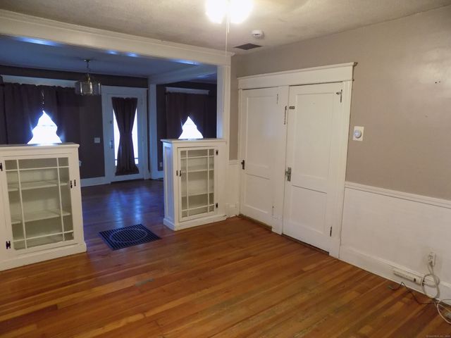 33 Atkins Avenue, Bristol, CT 06010