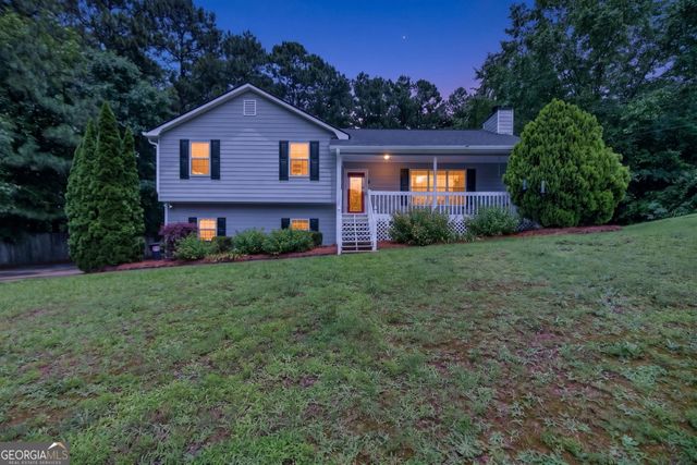 141 King Charles Road, Dallas, GA 30157