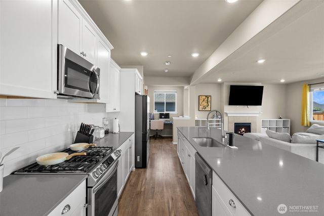 930 Timberline Avenue, Bremerton, WA 98312