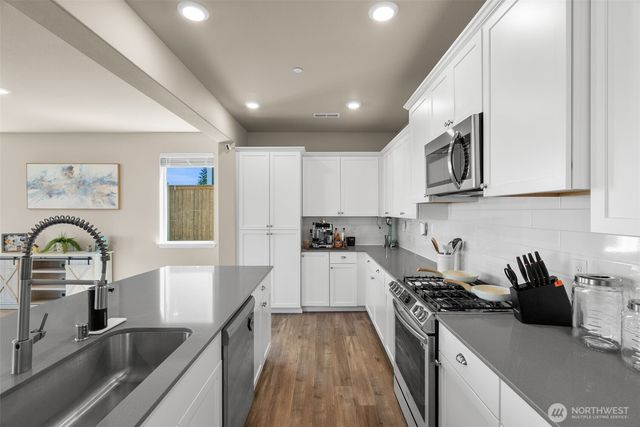 930 Timberline Avenue, Bremerton, WA 98312