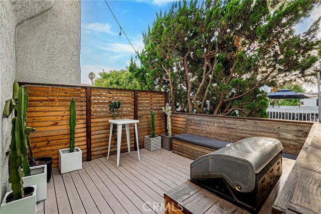 1906 Grant Avenue E, Redondo Beach, CA 90278