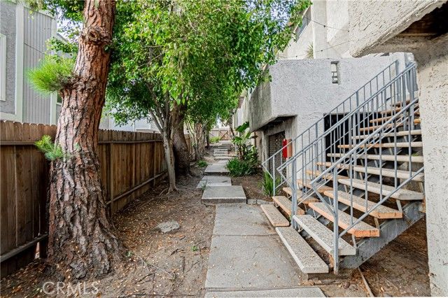 1906 Grant Avenue E, Redondo Beach, CA 90278