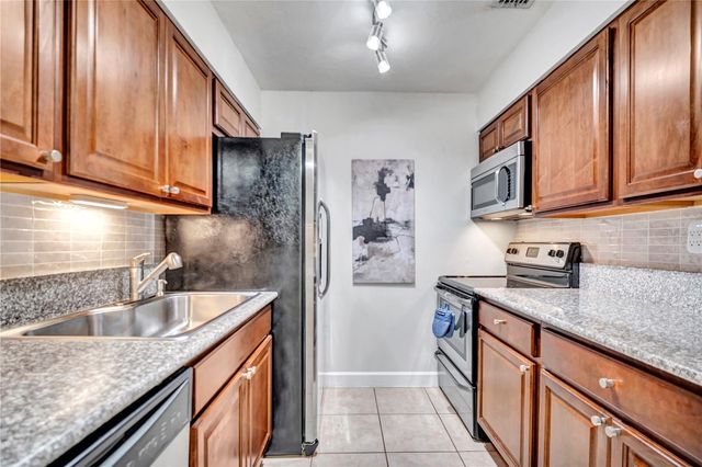 5221 BAYSHORE BOULEVARD 51, Tampa, FL 33611