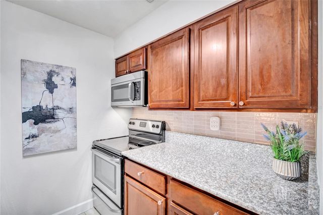 5221 BAYSHORE BOULEVARD 51, Tampa, FL 33611