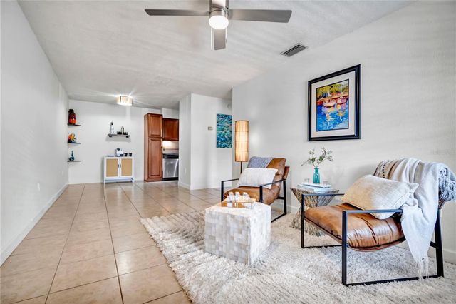 5221 BAYSHORE BOULEVARD 51, Tampa, FL 33611