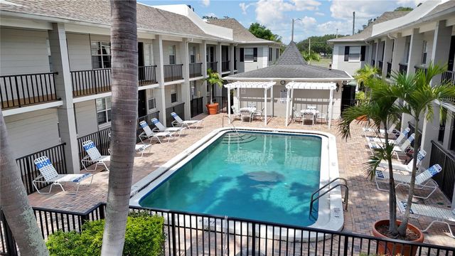 5221 BAYSHORE BOULEVARD 51, Tampa, FL 33611