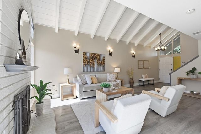 2570 Downing Avenue, Campbell, CA 95128