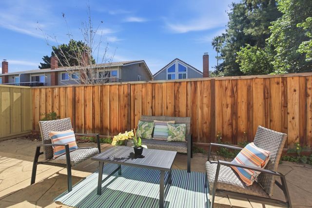 2570 Downing Avenue, Campbell, CA 95128