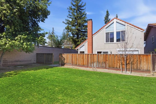 2570 Downing Avenue, Campbell, CA 95128