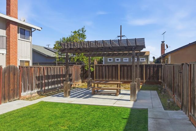 2570 Downing Avenue, Campbell, CA 95128