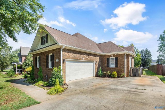 111 Lansdowne Drive, Madison, AL 35758