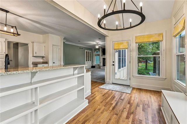 18437 Lamar Avenue, Stilwell, KS 66085