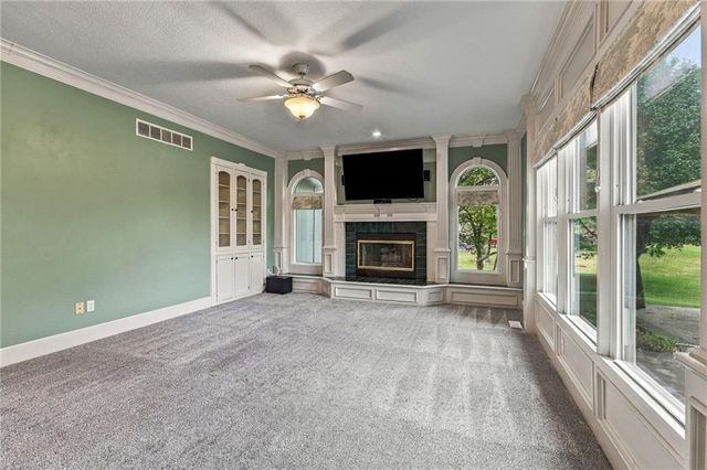 18437 Lamar Avenue, Stilwell, KS 66085