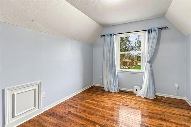 18437 Lamar Avenue, Stilwell, KS 66085