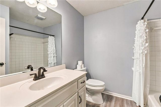 18437 Lamar Avenue, Stilwell, KS 66085