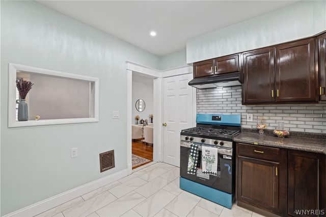 61 Roosevelt Avenue, Buffalo, NY 14215