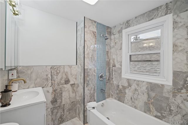 61 Roosevelt Avenue, Buffalo, NY 14215