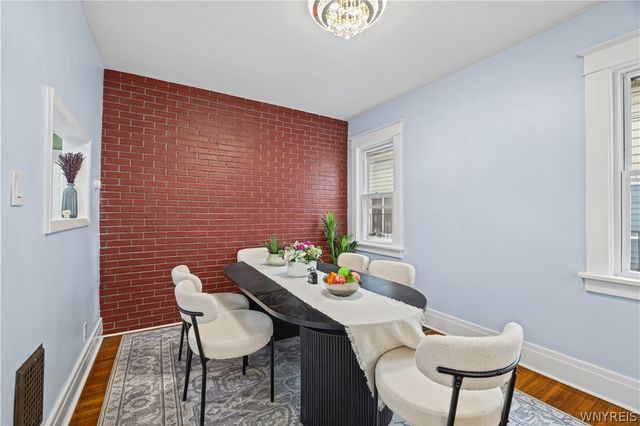 61 Roosevelt Avenue, Buffalo, NY 14215
