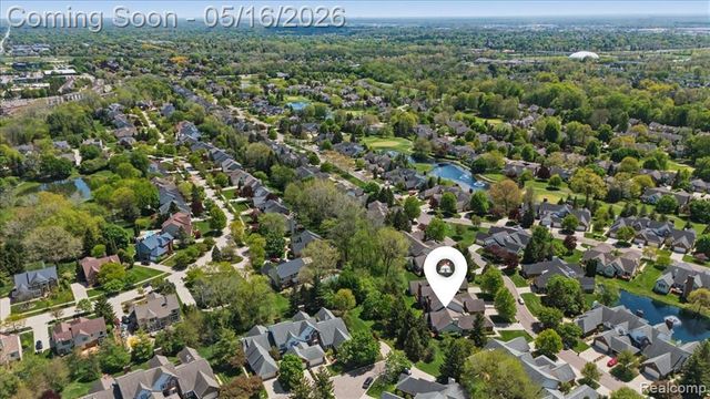39656 Village Run Drive, Northville, MI 48168