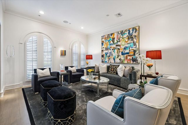 3 Exbury Way, Houston, TX 77056