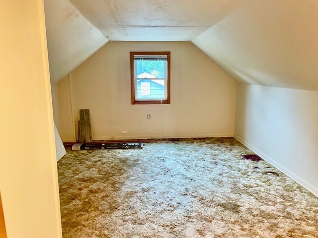 1205 Fulton Avenue, Winthrop Harbor, IL 60096