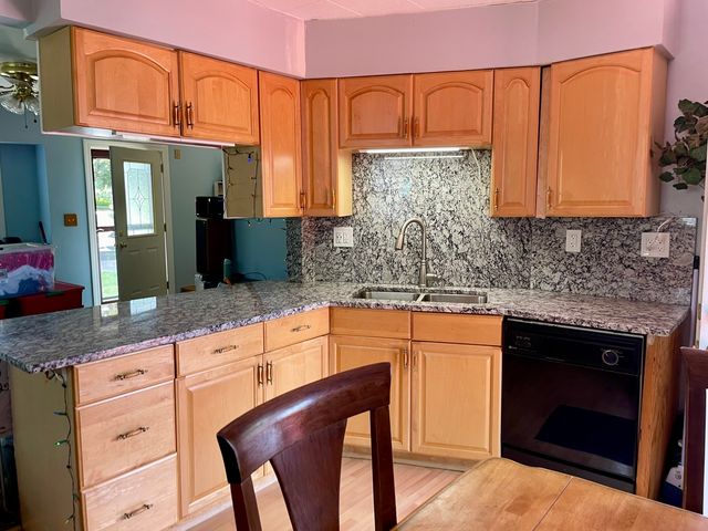 1205 Fulton Avenue, Winthrop Harbor, IL 60096