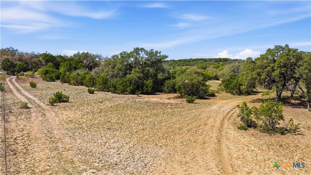 11387 FM 32, Fischer, TX 78623