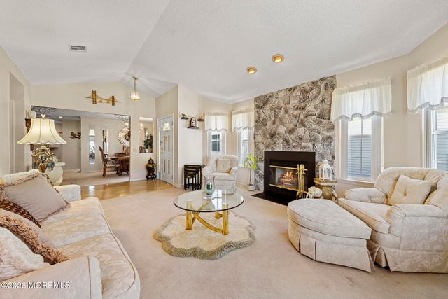 290 Jamaica Boulevard, Toms River, NJ 08757