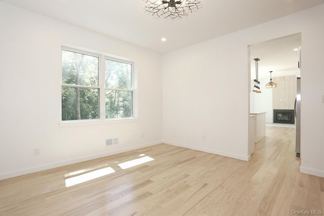 344 N Ohioville Road, New Paltz, NY 12561