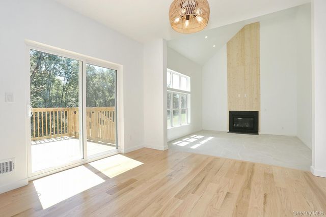 344 N Ohioville Road, New Paltz, NY 12561