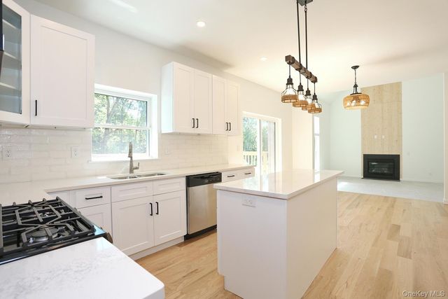 344 N Ohioville Road, New Paltz, NY 12561