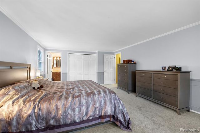 8855 Ferry Road, Grosse Ile, MI 48138