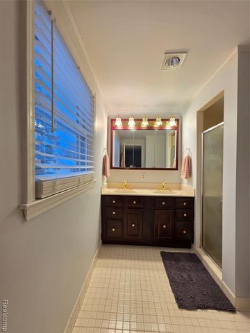 8855 Ferry Road, Grosse Ile, MI 48138